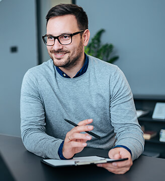 Recruiter holding a clipboard